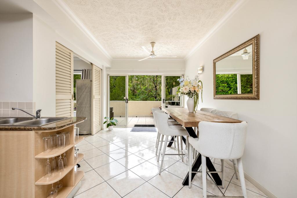1011/2-10 Greenslopes St, Cairns North, QLD 4870