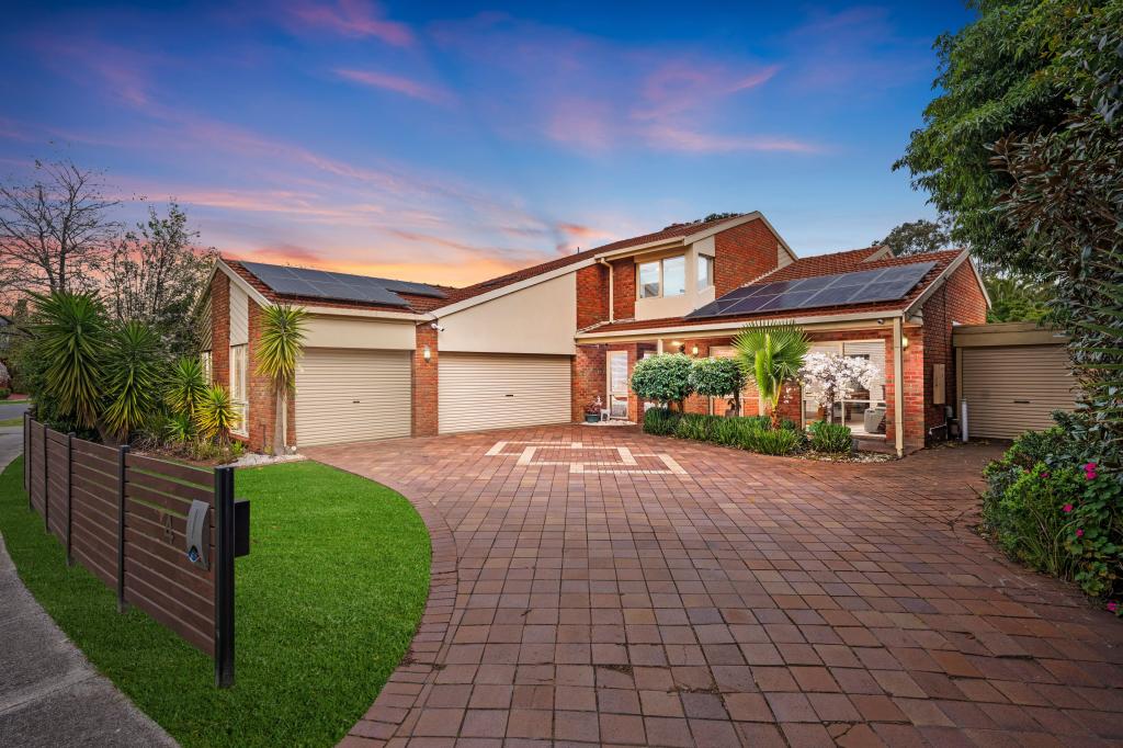 4 Cairn Curren Cl, Rowville, VIC 3178