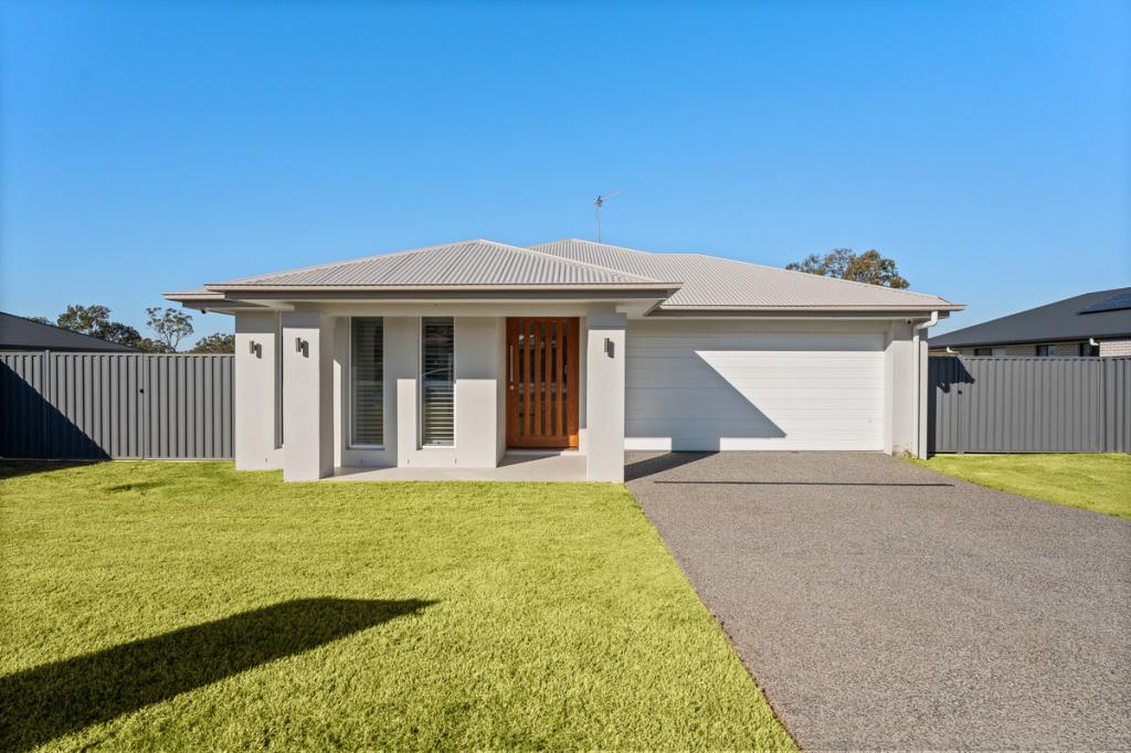 122a Bideford St, Torquay, QLD 4655