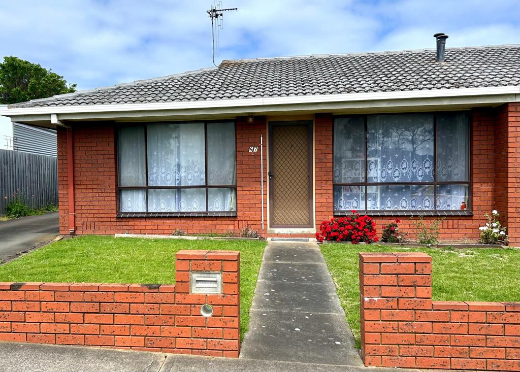 2/67 Coulstock St, Warrnambool, VIC 3280