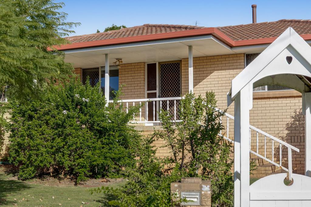 3a Skehan St, Centenary Heights, QLD 4350