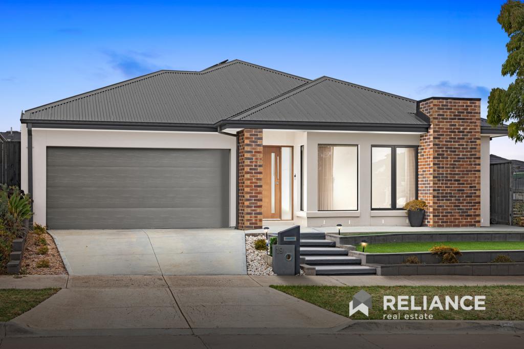 19 Rondo Dr, Manor Lakes, VIC 3024