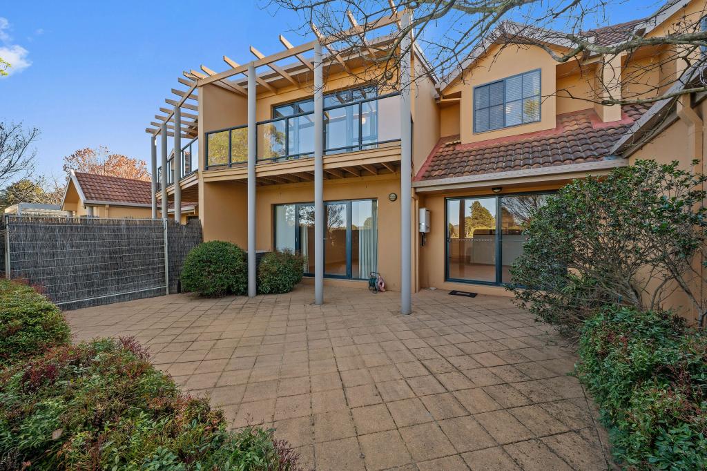 183/50 Ellenborough St, Lyneham, ACT 2602