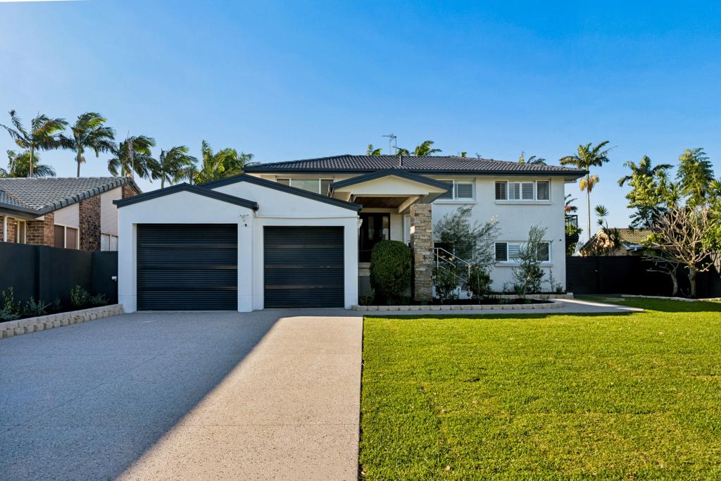 64 River Cres, Broadbeach Waters, QLD 4218