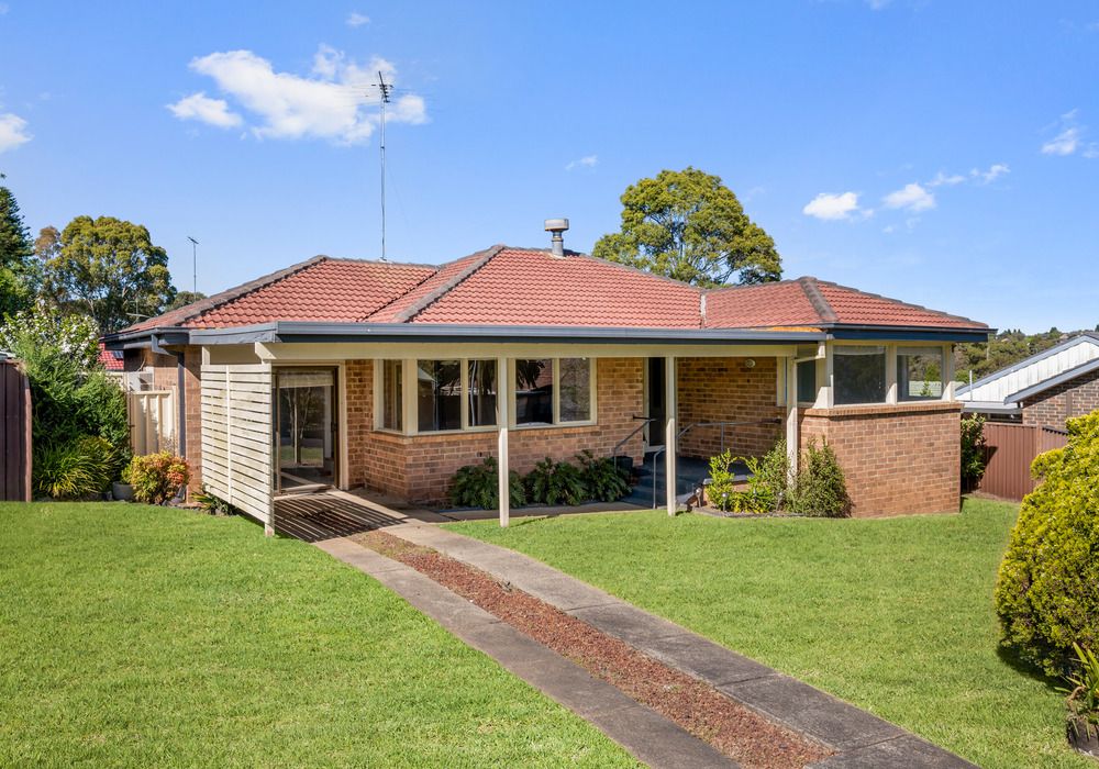3 TREMLOW CRES, AMBARVALE, NSW 2560