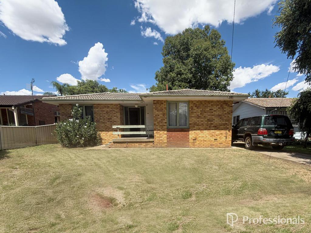 38 COSSA ST, WEST TAMWORTH, NSW 2340