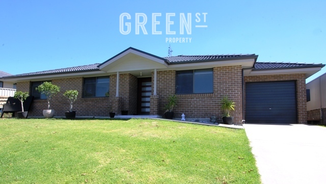 14 Northridge Dr, Cameron Park, NSW 2285