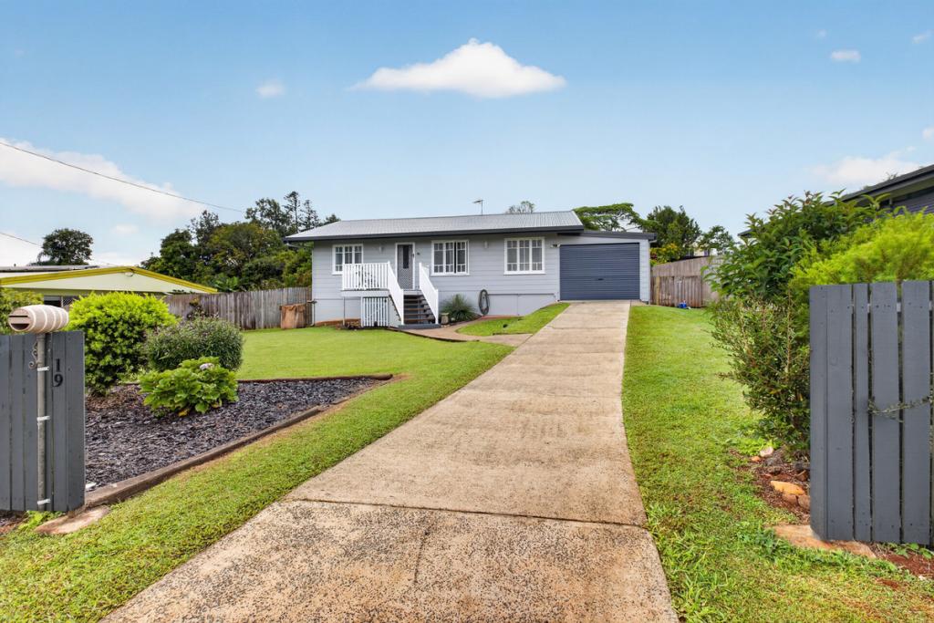 19 Viola St, Atherton, QLD 4883