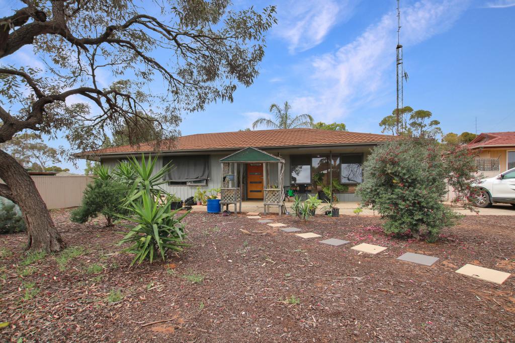 5 Smith Dr, Waikerie, SA 5330