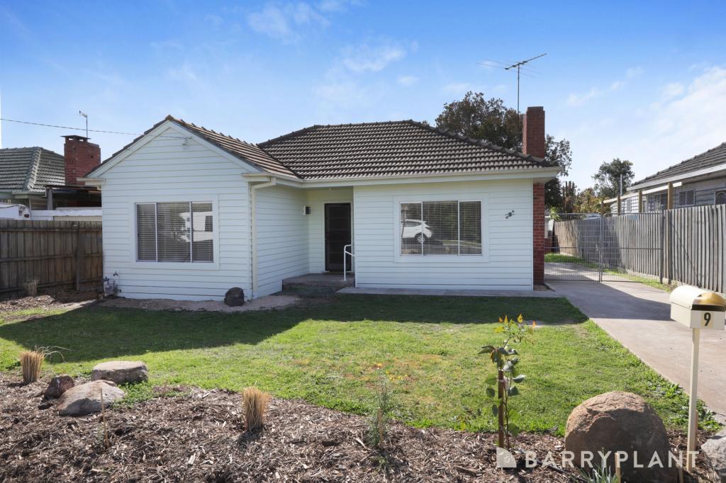 9 COUPER-ANGUS GR, SUNSHINE, VIC 3020