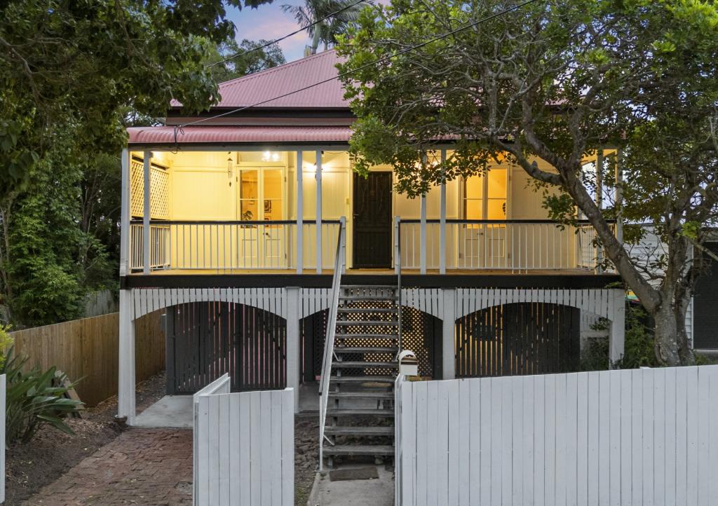 86 VICTORIA ST, WINDSOR, QLD 4030