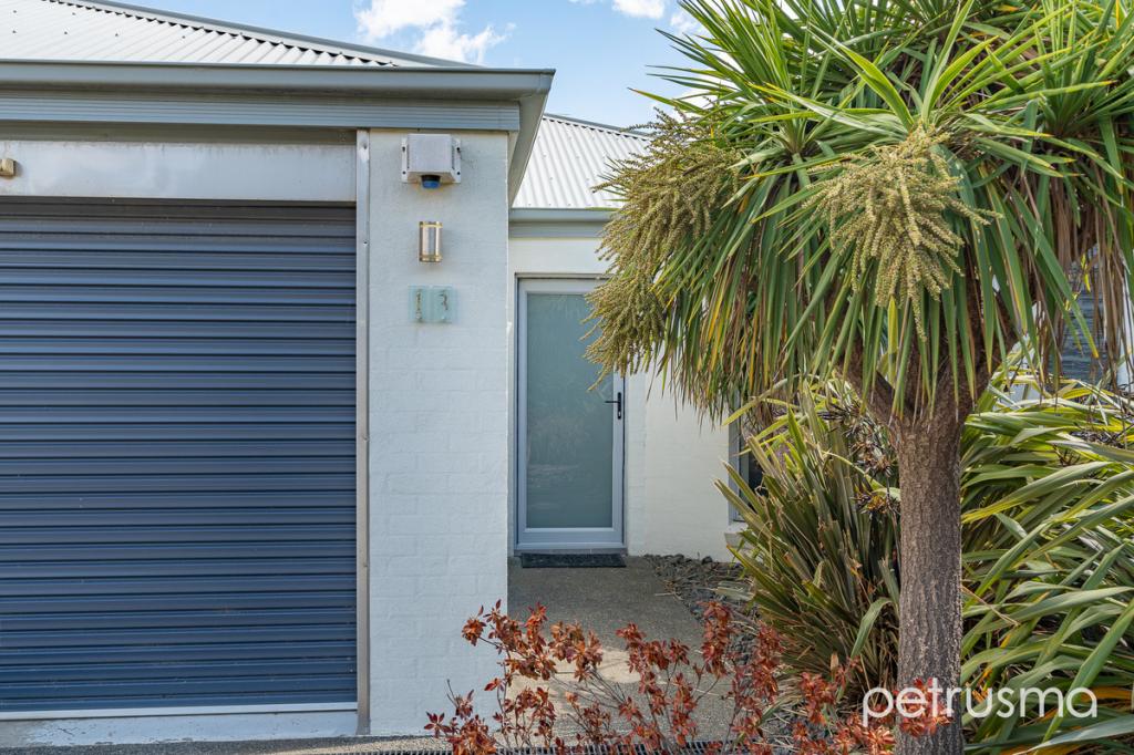 13 CALVERTON PL, SOUTH ARM, TAS 7022