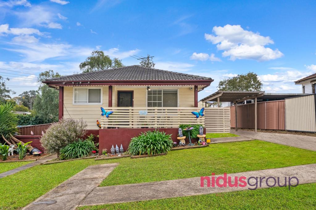 8 Mikkelsen Ave, Tregear, NSW 2770