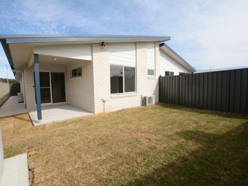 10 Trevally Ave, Old Bar, NSW 2430