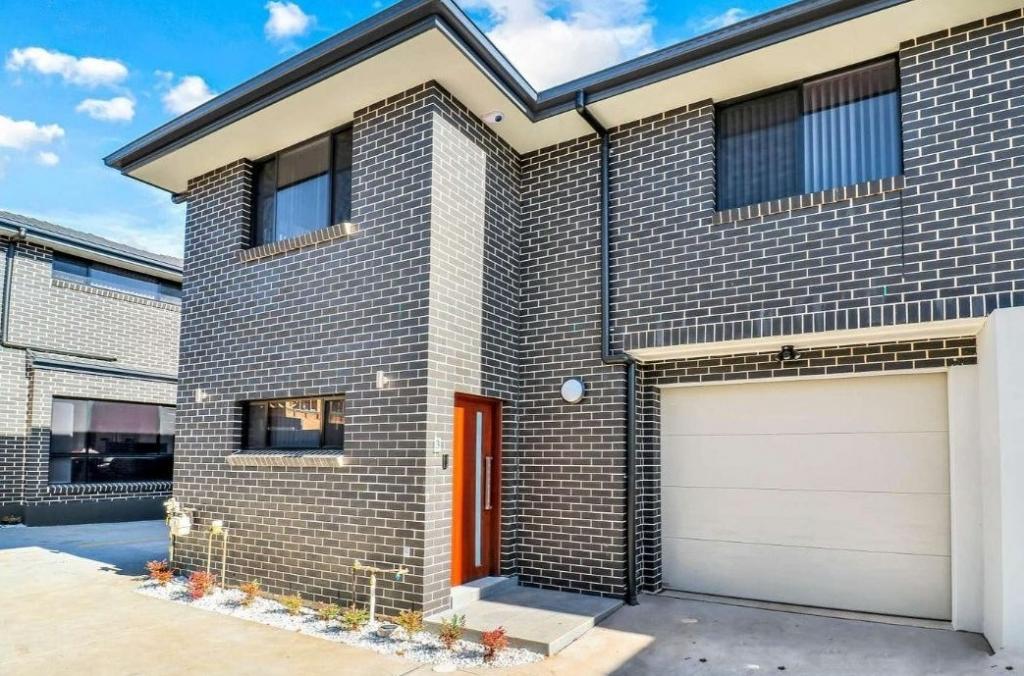 3/53 CANBERRA ST, OXLEY PARK, NSW 2760