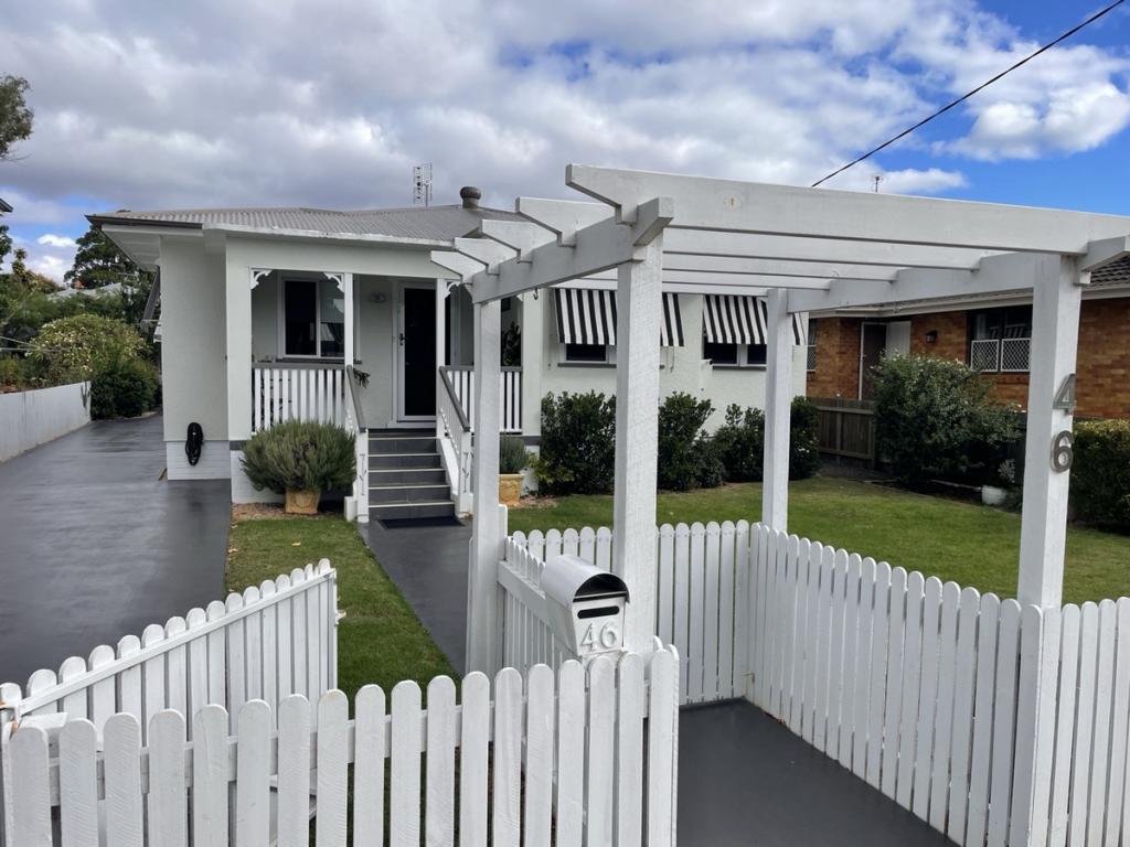 46 Wallace St, Newtown, QLD 4350