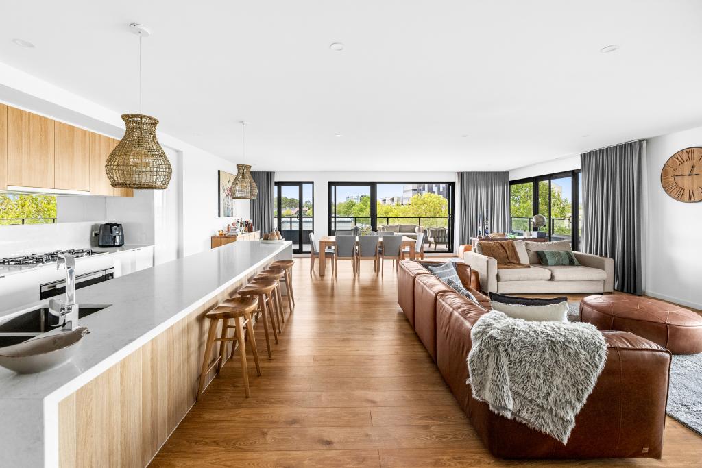 207/173 Caroline Springs Bvd, Caroline Springs, VIC 3023
