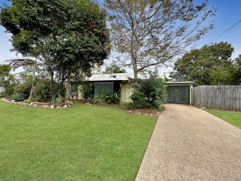 8 Rossato Cres, Rasmussen, QLD 4815