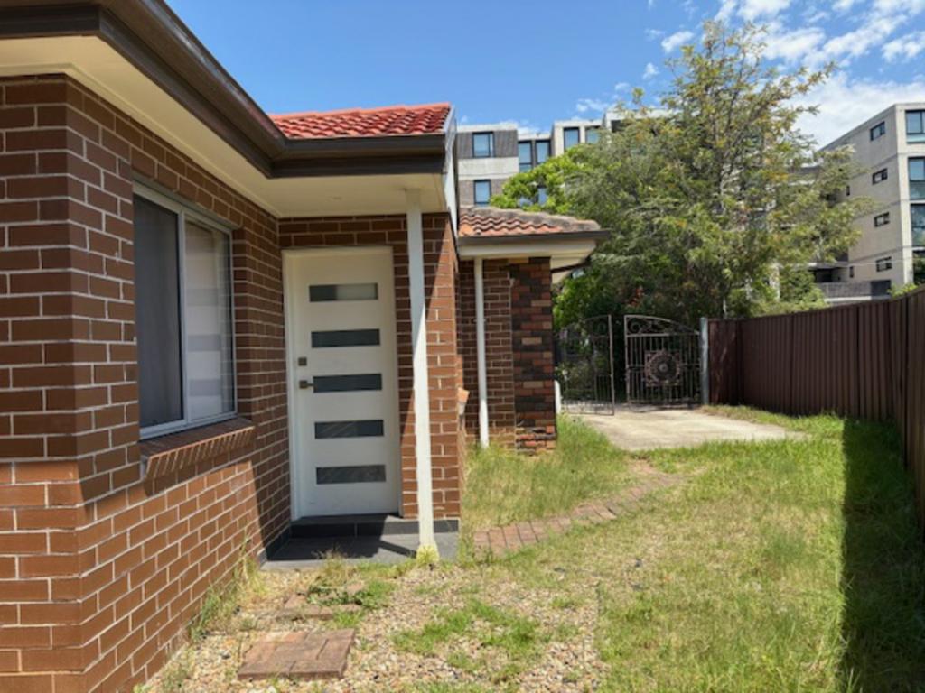 23a Ironbark Ave, Casula, NSW 2170