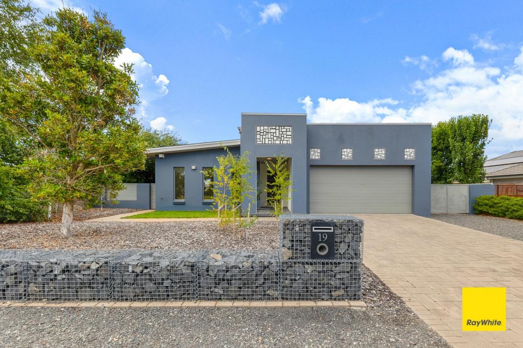 19 Wild Tce, Bungendore, NSW 2621