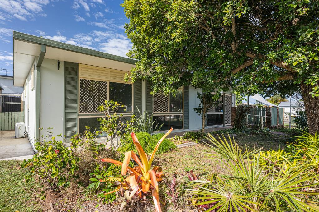 3 Kitt Ave, Banksia Beach, QLD 4507