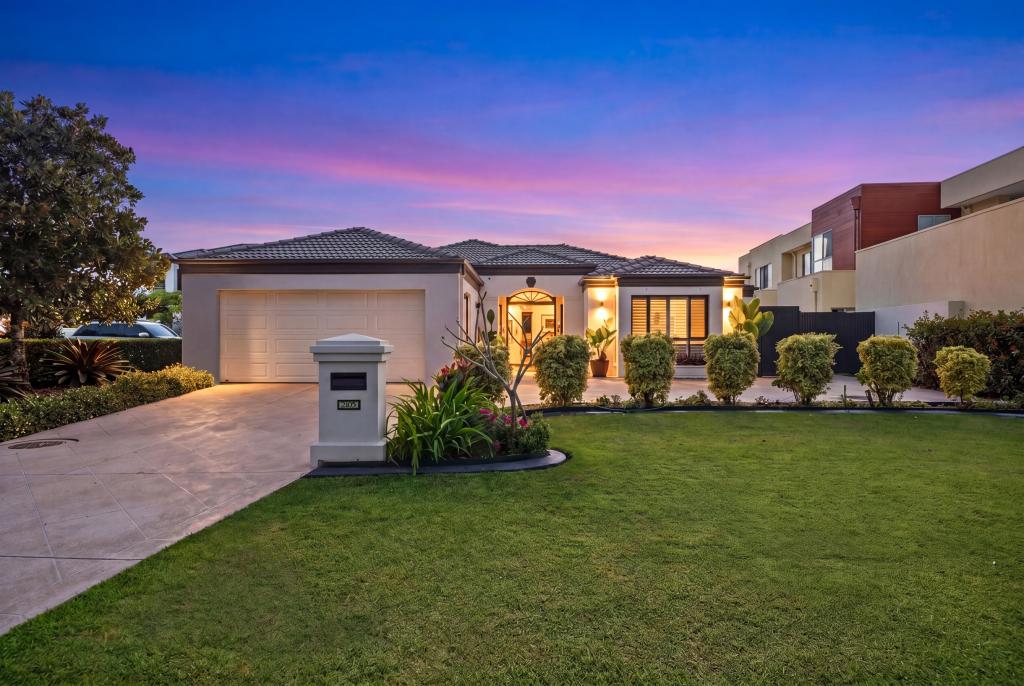 2105 Carlton Cl, Hope Island, QLD 4212
