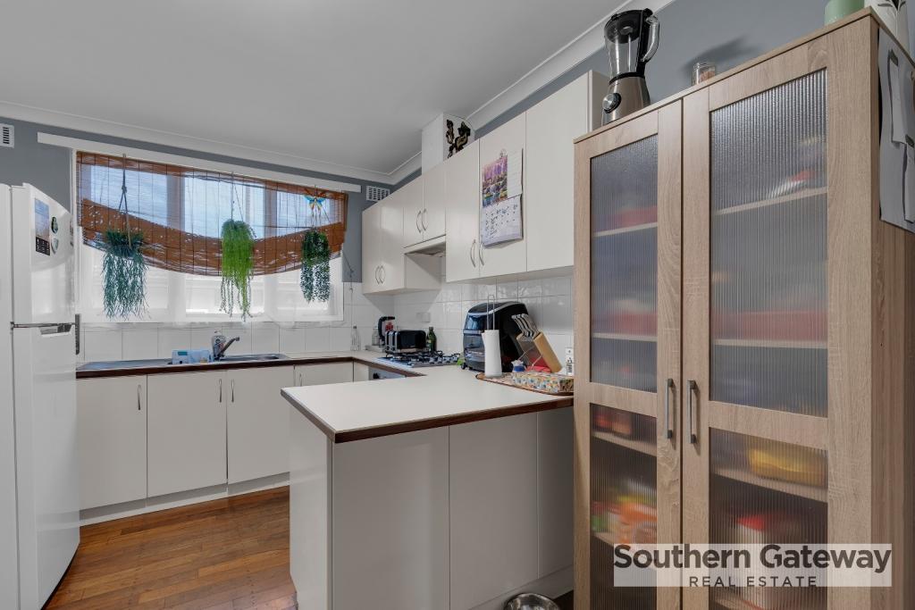 24 Neilson Ave, Armadale, WA 6112