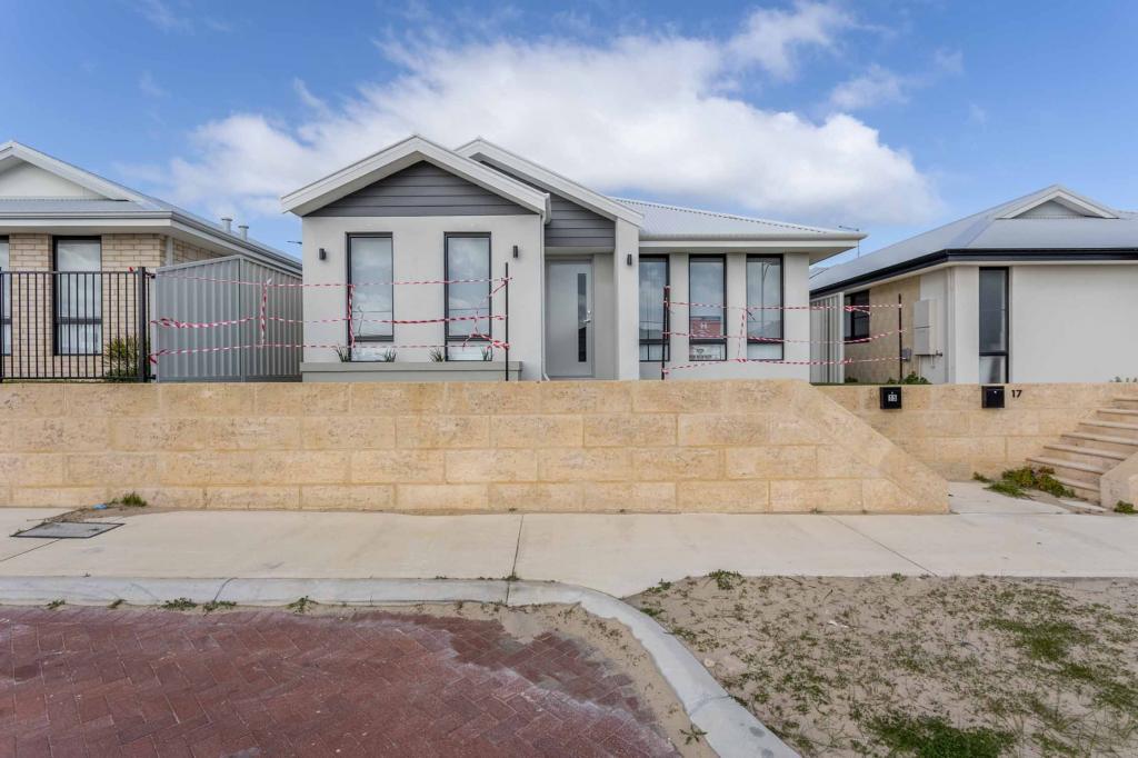 15 Cowaramup Loop, Two Rocks, WA 6037