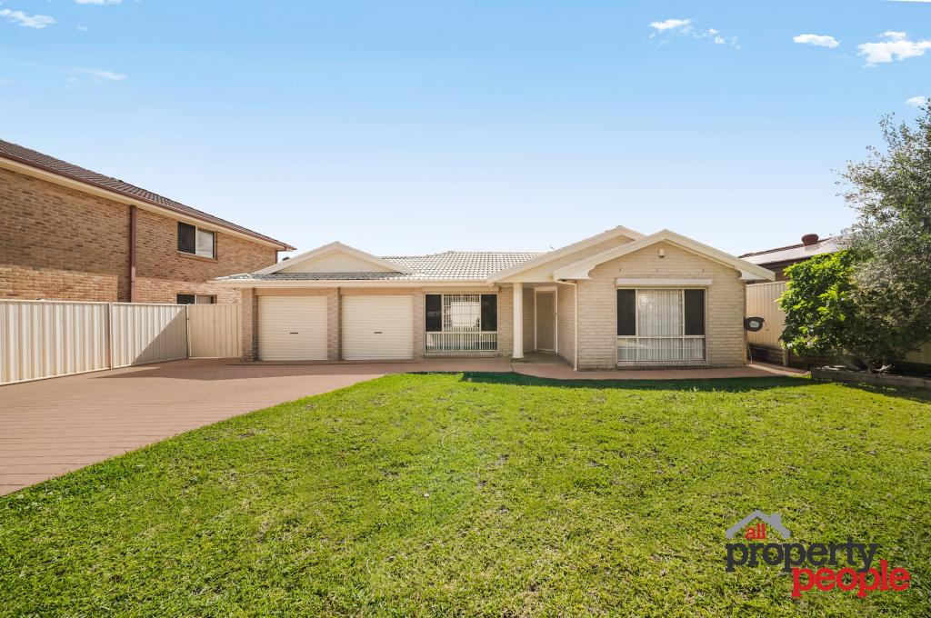 8 Cox Pl, West Hoxton, NSW 2171
