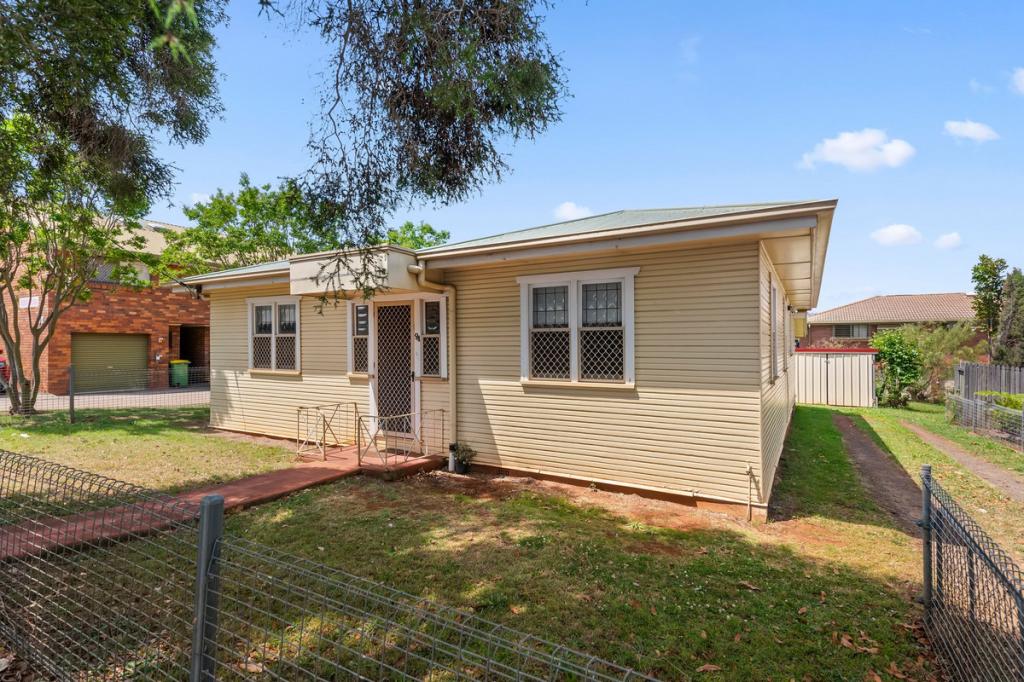 94 West St, Toowoomba City, QLD 4350