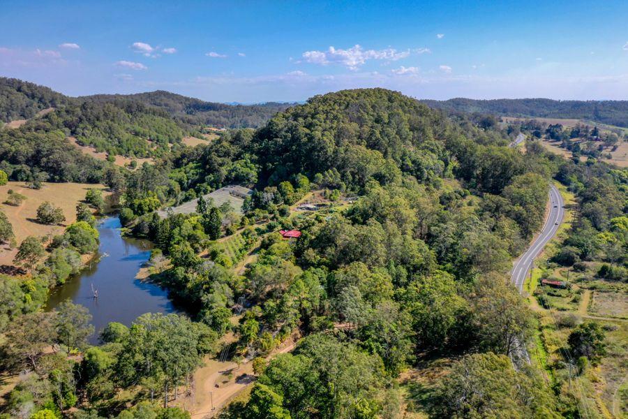 26 Burns Rd, Ross Creek, QLD 4570