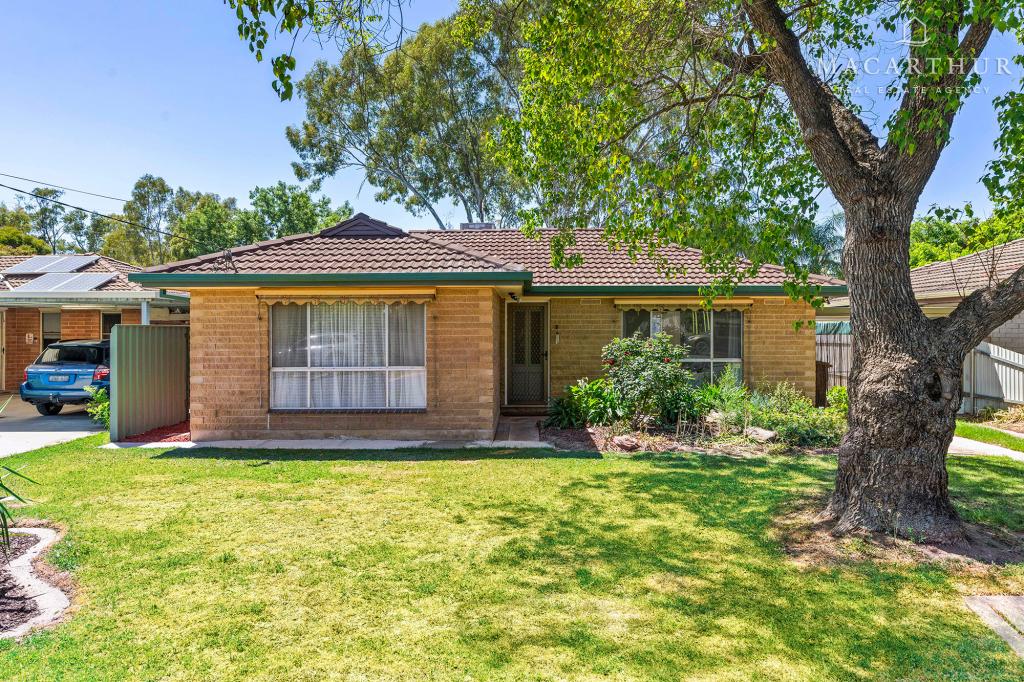 26 Lonergan Pl, East Wagga Wagga, NSW 2650