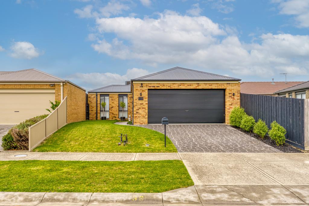 39 Currawong Cres, Pakenham, VIC 3810