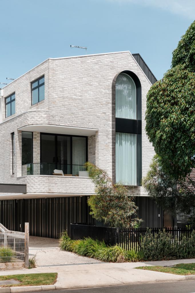 1/130 Civic Pde, Altona, VIC 3018