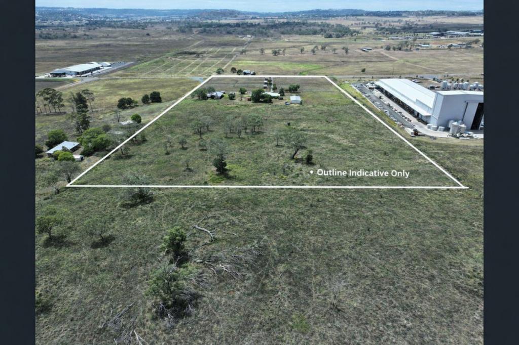 123 Steger Rd, Charlton, QLD 4350