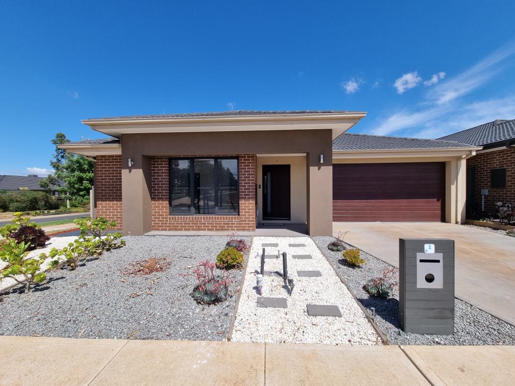 1 Ambervue Dr, Cobblebank, VIC 3338