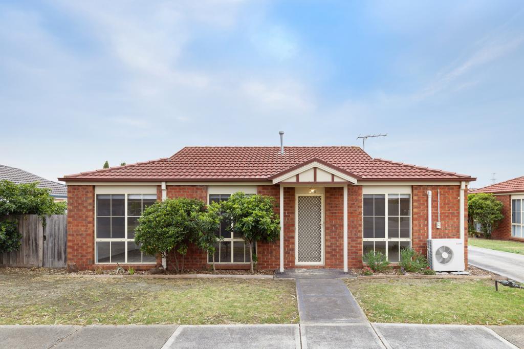 1/249-251 Monahans Rd, Cranbourne West, VIC 3977