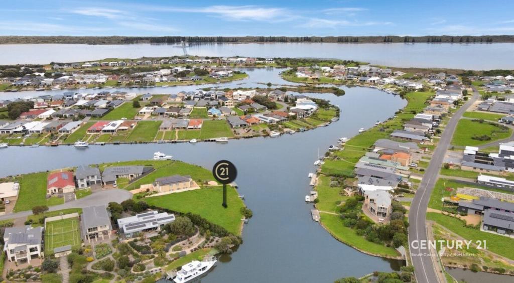 106 Britannia Pde, Hindmarsh Island, SA 5214