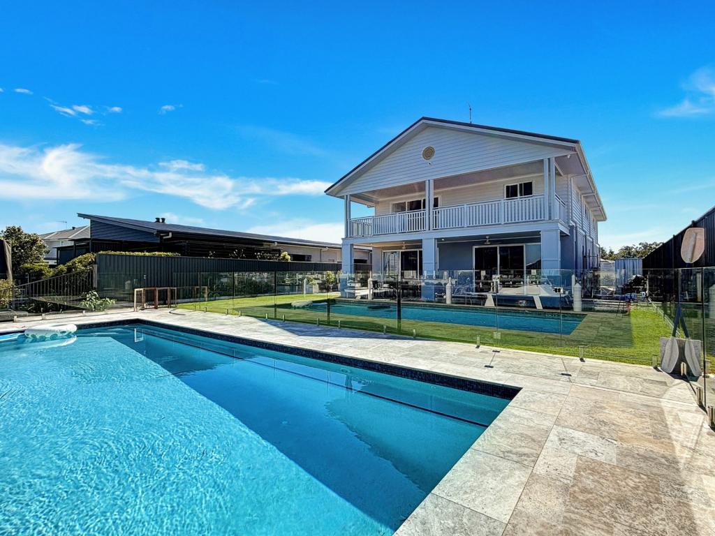 67 Aquila Cct, Banksia Beach, QLD 4507