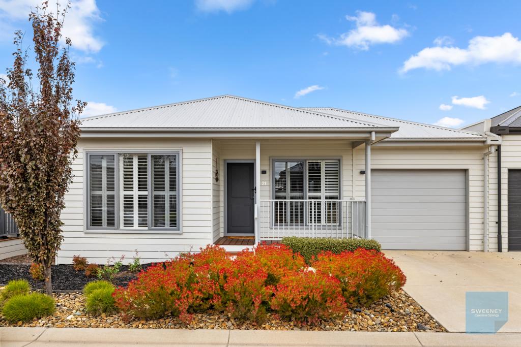 21 Coconut Cct, Deanside, VIC 3336