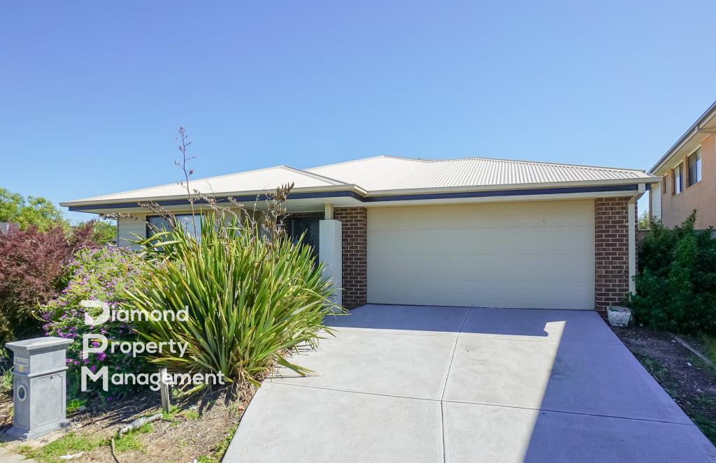 46 Solitude Cres, Point Cook, VIC 3030