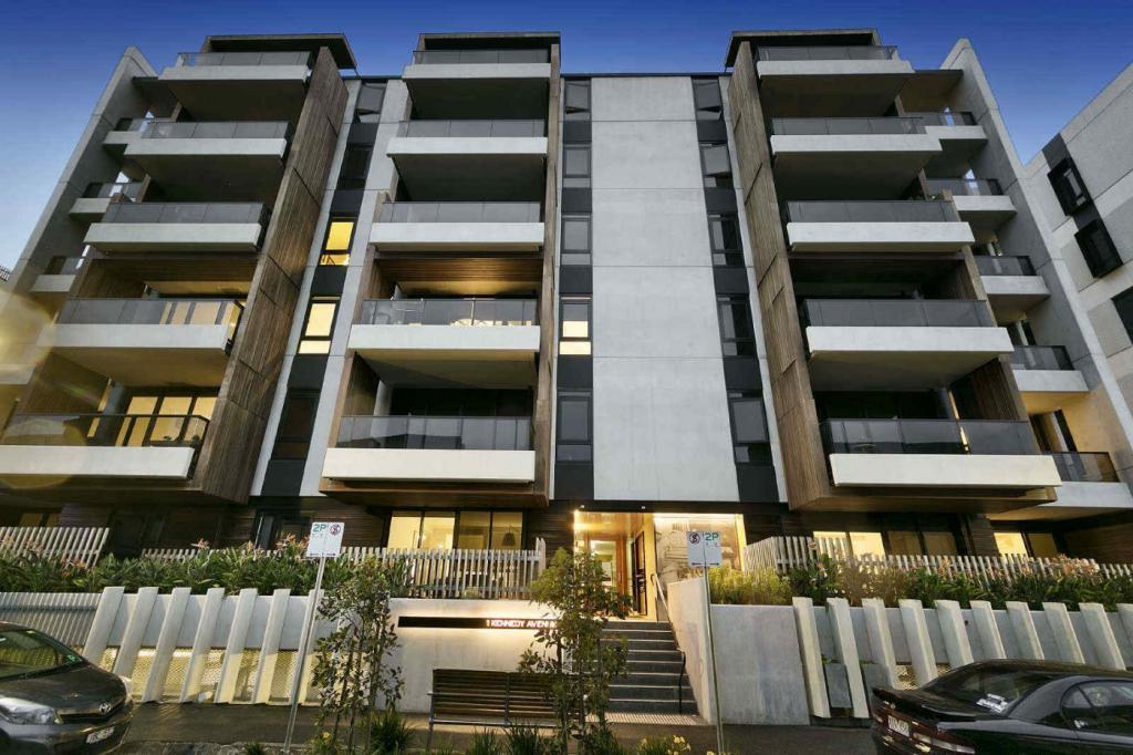 301/1 Kennedy Ave, Richmond, VIC 3121