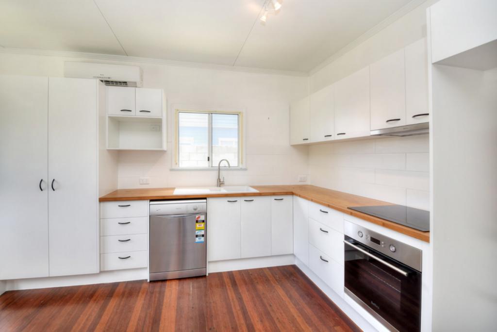 60 Seagull Ave, Mermaid Beach, QLD 4218