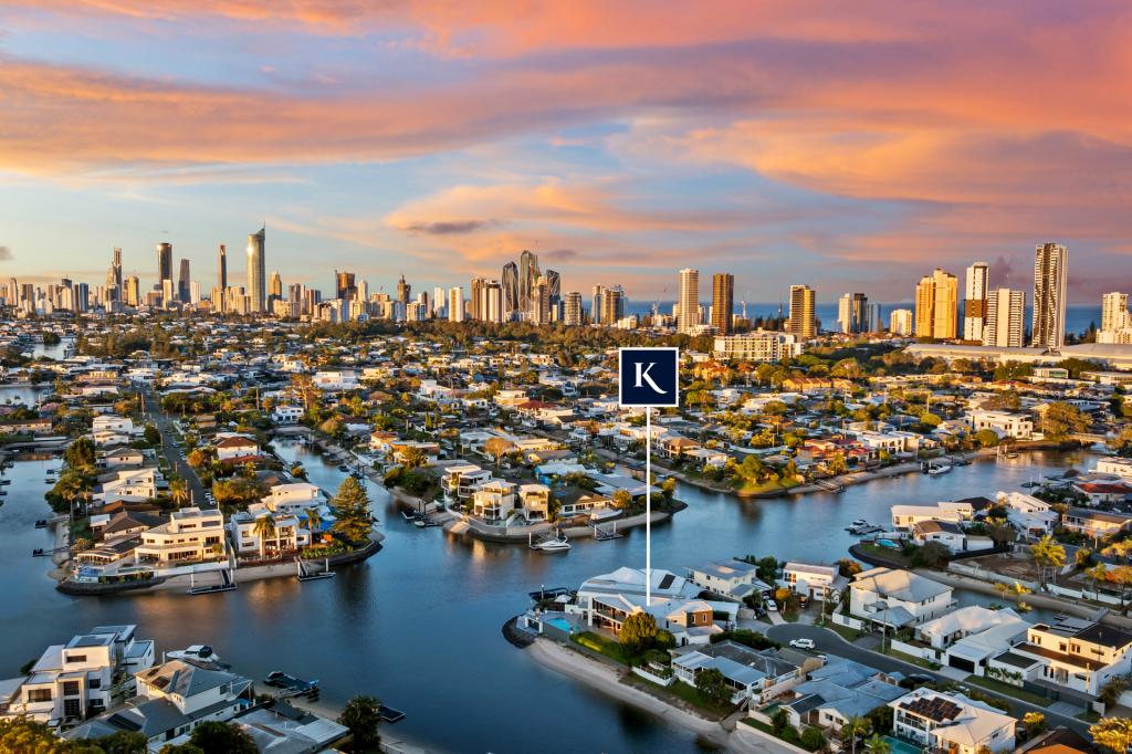 13 Crest View Key, Broadbeach Waters, QLD 4218