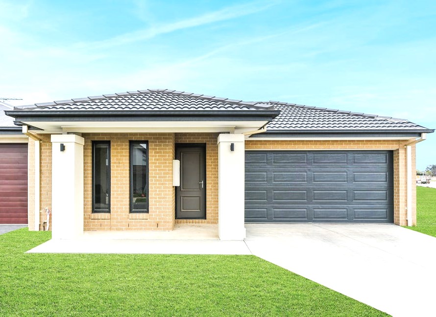 17 Catalonia Way, Berwick, VIC 3806