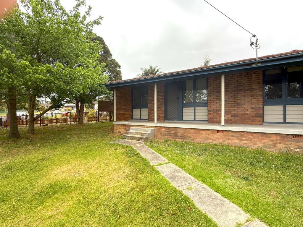 7 Queenborough St, Nowra, NSW 2541