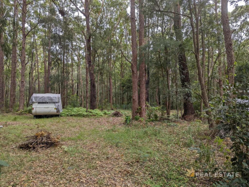 2 Chisholm Ave, Pindimar, NSW 2324