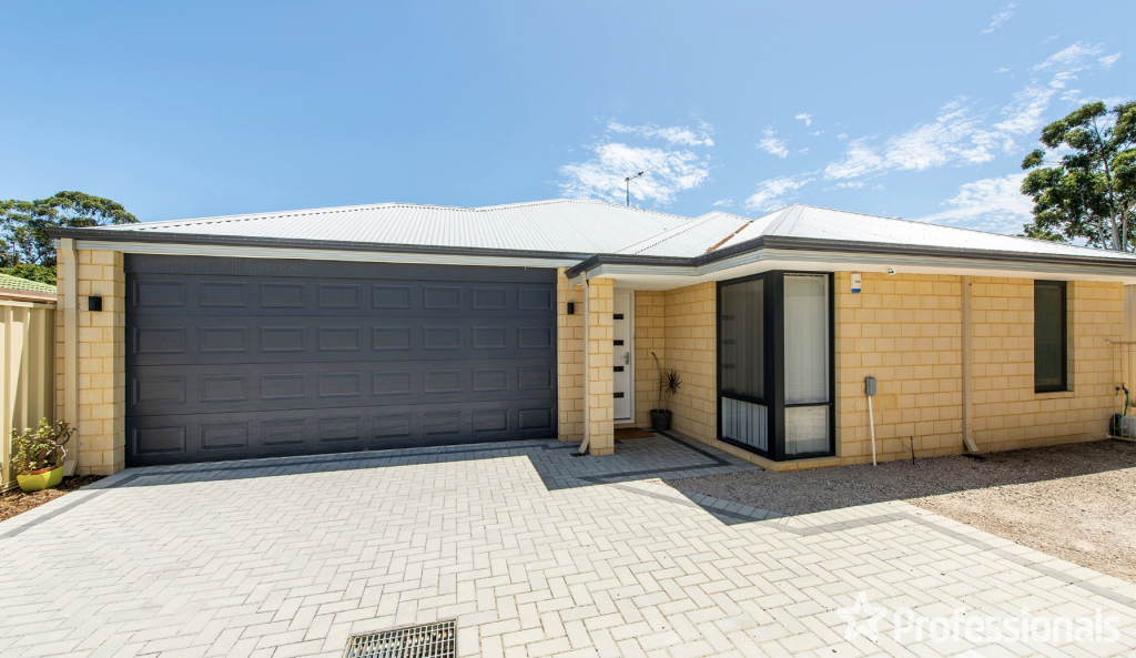 31a Hartfield Rd, Forrestfield, WA 6058