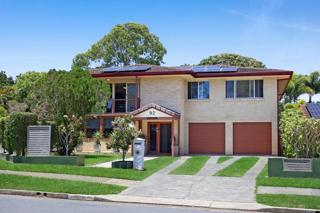 92 Whiting St, Labrador, QLD 4215