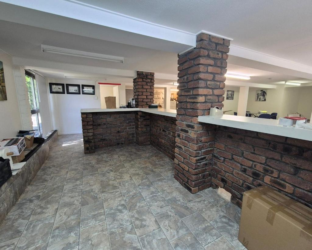 3 Scarborough Rd, Redcliffe, QLD 4020